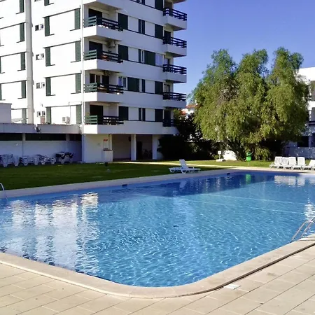 Apartment Downtown By Homing