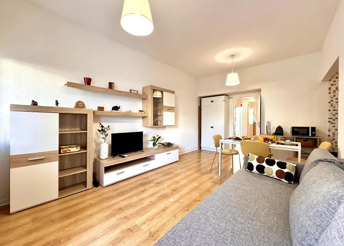 Apartment Downtown By Homing *