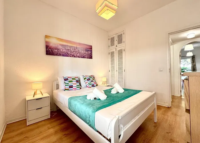 Downtown By Homing Apartment *